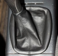 Cuffia leva cambio Volkswagen Polo 6n - 6n2 vera pelle nera